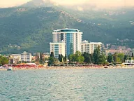 Rent, one bedroom apartment, 54m², Slovenska Plaža, Budva - image 1