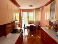 Prodaja, trosoban stan, 100m², Pejton, Podgorica - image 5