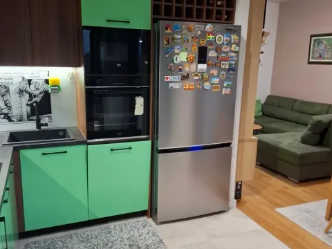 Izdavanje, dvosoban stan, 70m², Kalimanj, Tivat - image 9