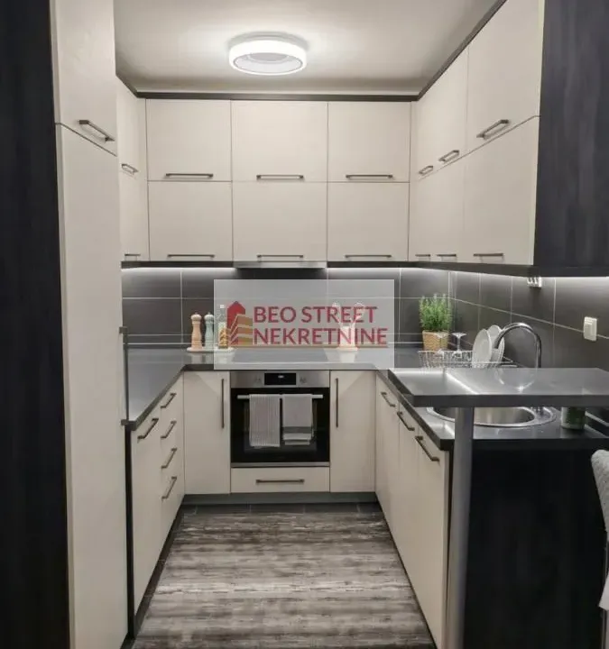 Rent, two bedroom apartment, 45m², Voždovac Sve Podlokacije, Beograd