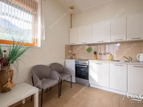 Prodaja, dvosoban stan, 104m², Orahovac, Kotor - image 10