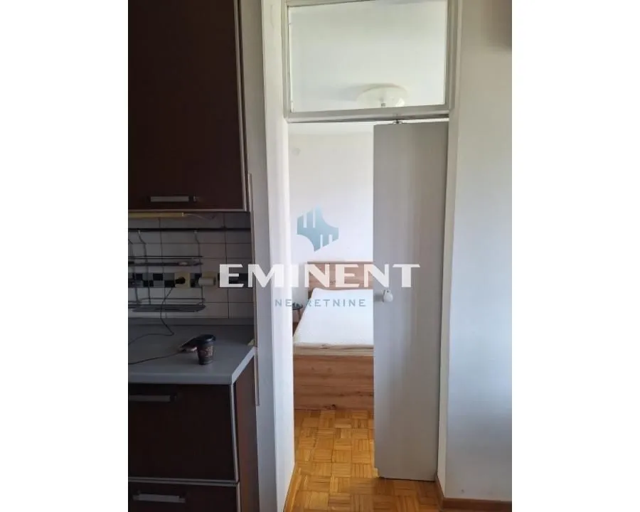 Rent, two bedroom apartment, 45m², Novi Beograd Blok 22, Novi Beograd Sve Podlokacije