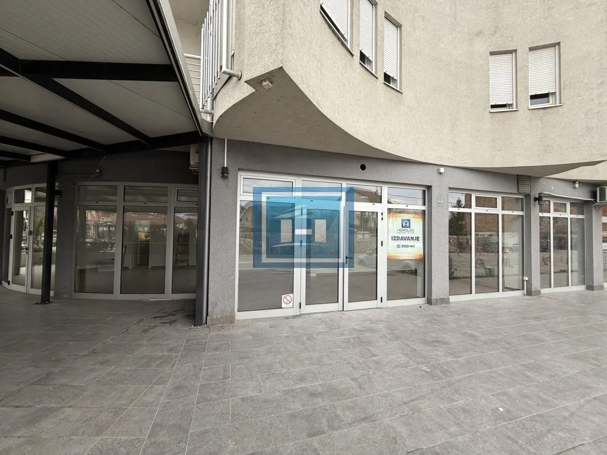 Rent, office space, 120m², Aqua park, Jagodina