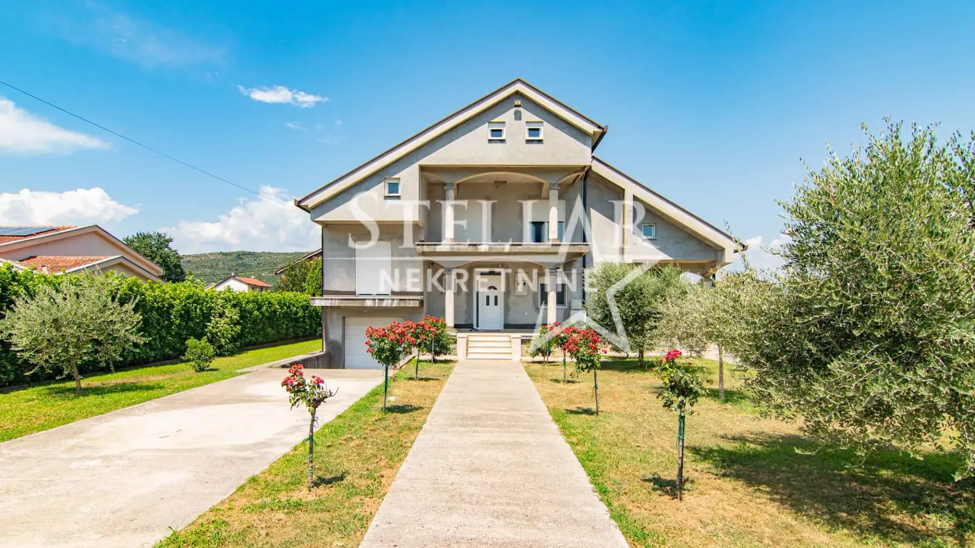 Izdavanje, kuća, 350m², Beri, Podgorica