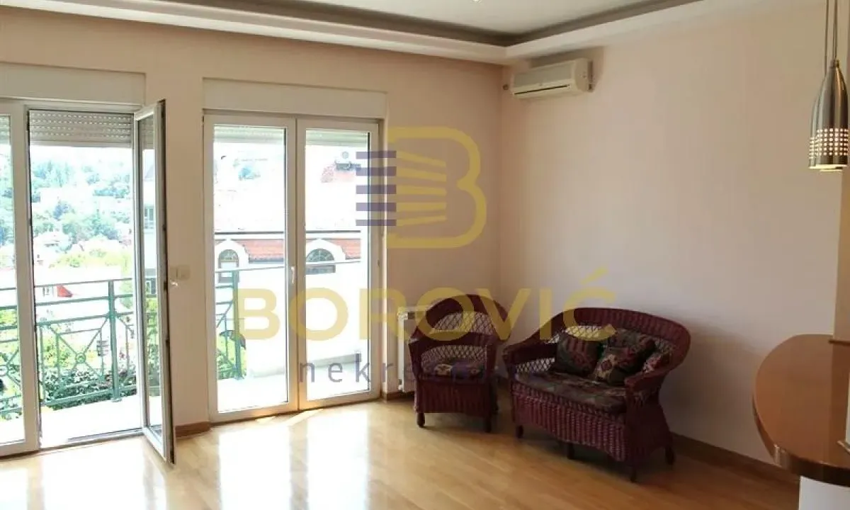 Prodaja, kuća, 215m², Savski Venac, Beograd