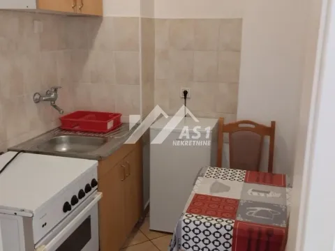 Izdavanje, jednosoban stan, 30m², Grbavica, Novi Sad Sve Podlokacije - image 4
