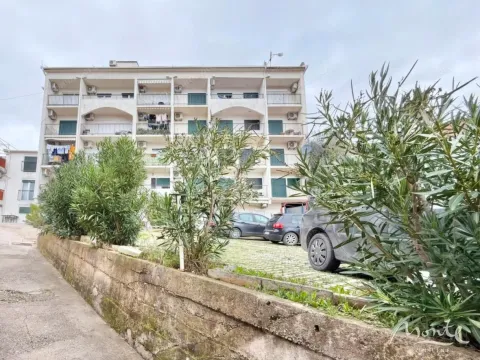 Sale, one bedroom apartment, 30m², Đenovići, Herceg Novi - image 9
