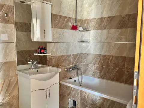 Prodaja, četvorosoban stan, 176m², Dobra Voda, Budva - image 8