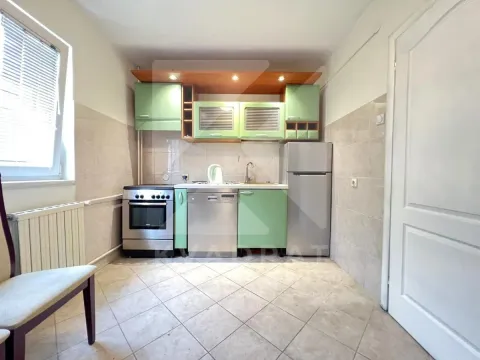 Izdavanje, kuća, 80m², Gornja Gorica, Podgorica - image 5
