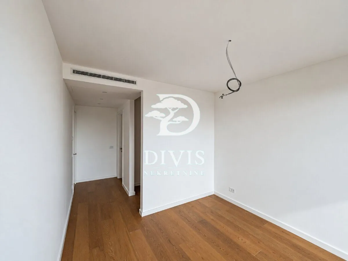 Prodaja, trosoban stan, 170m², Novi Beograd Blok 65, Novi Beograd Sve Podlokacije