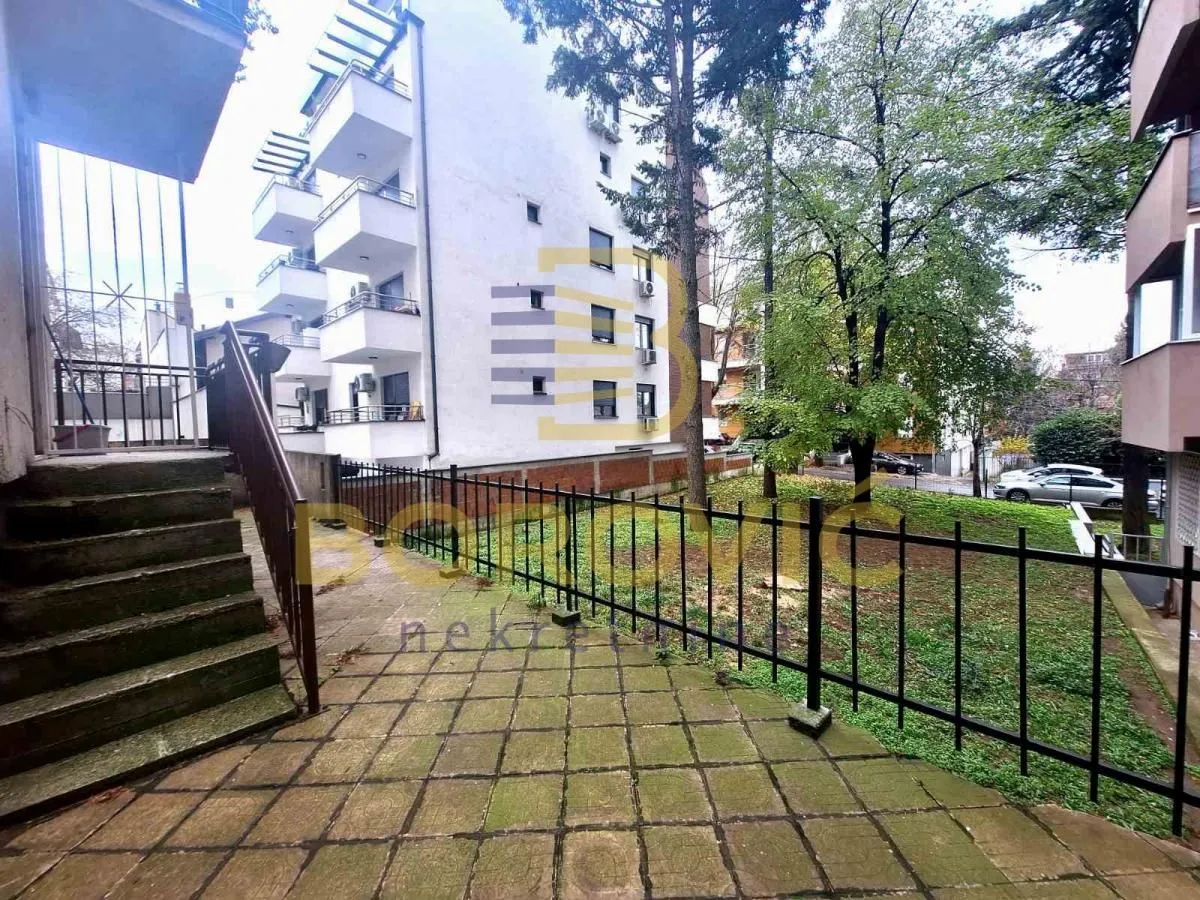Prodaja, trosoban stan, 54m², Šumice, Beograd