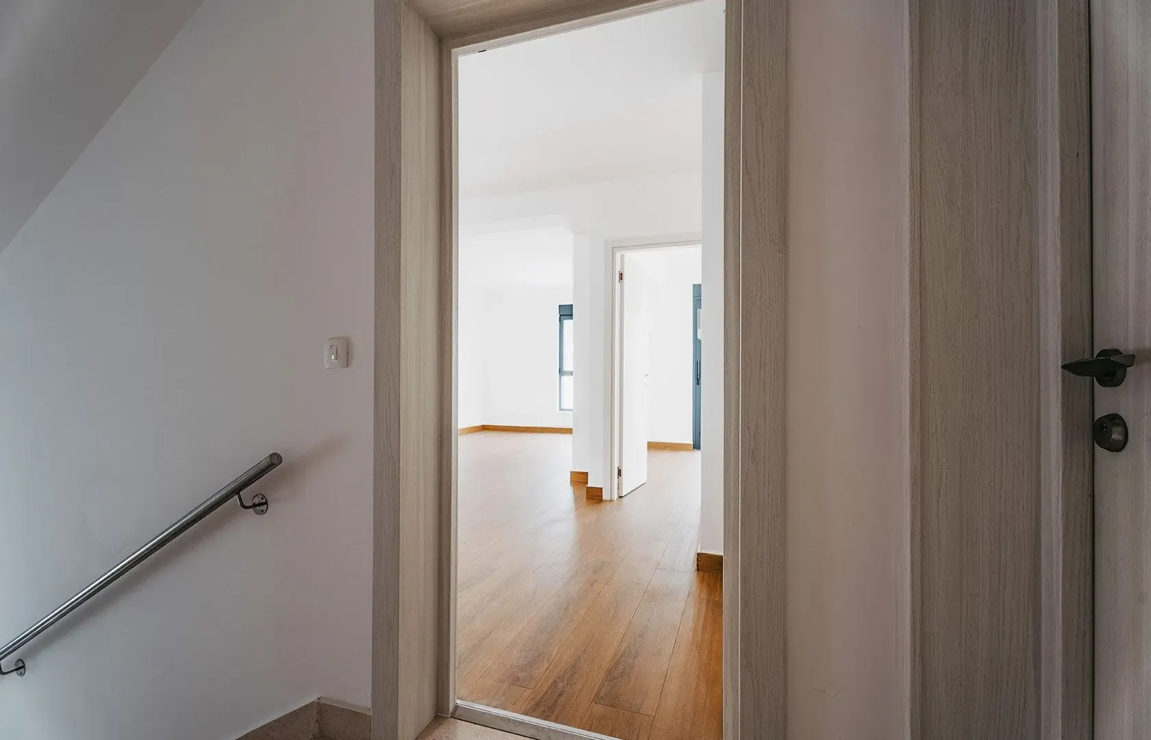 Izdavanje, ugostiteljski objekat, 1600m², Budva, Crna Gora