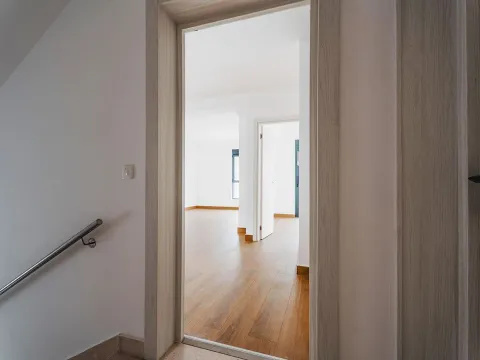 Izdavanje, ugostiteljski objekat, 1600m², Budva, Crna Gora - image 57