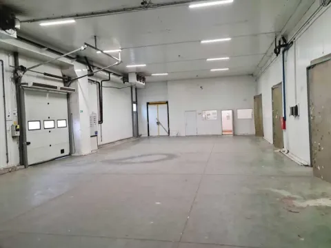 Rent, office space, 800m², Šimanovci, Pećinci