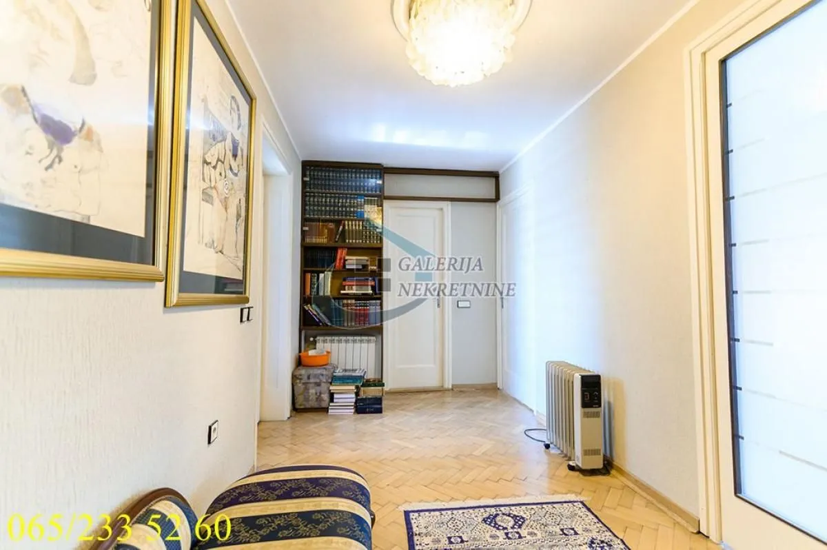 Sale, three bedroom apartment, 72m², Zeleni Venac, Beograd