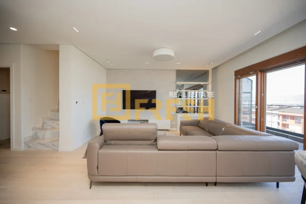 Sale, three bedroom apartment, 135m², Master Kvart, Podgorica