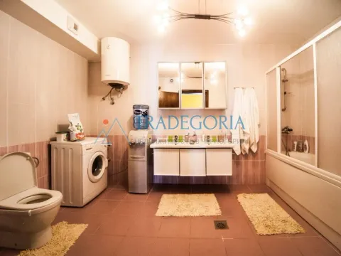Prodaja, kuća, 265m², Dobra Voda, Bar - image 5