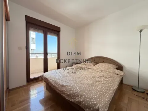 Izdavanje, dvosoban stan, 55m², Stari Aerodrom, Podgorica - image 3