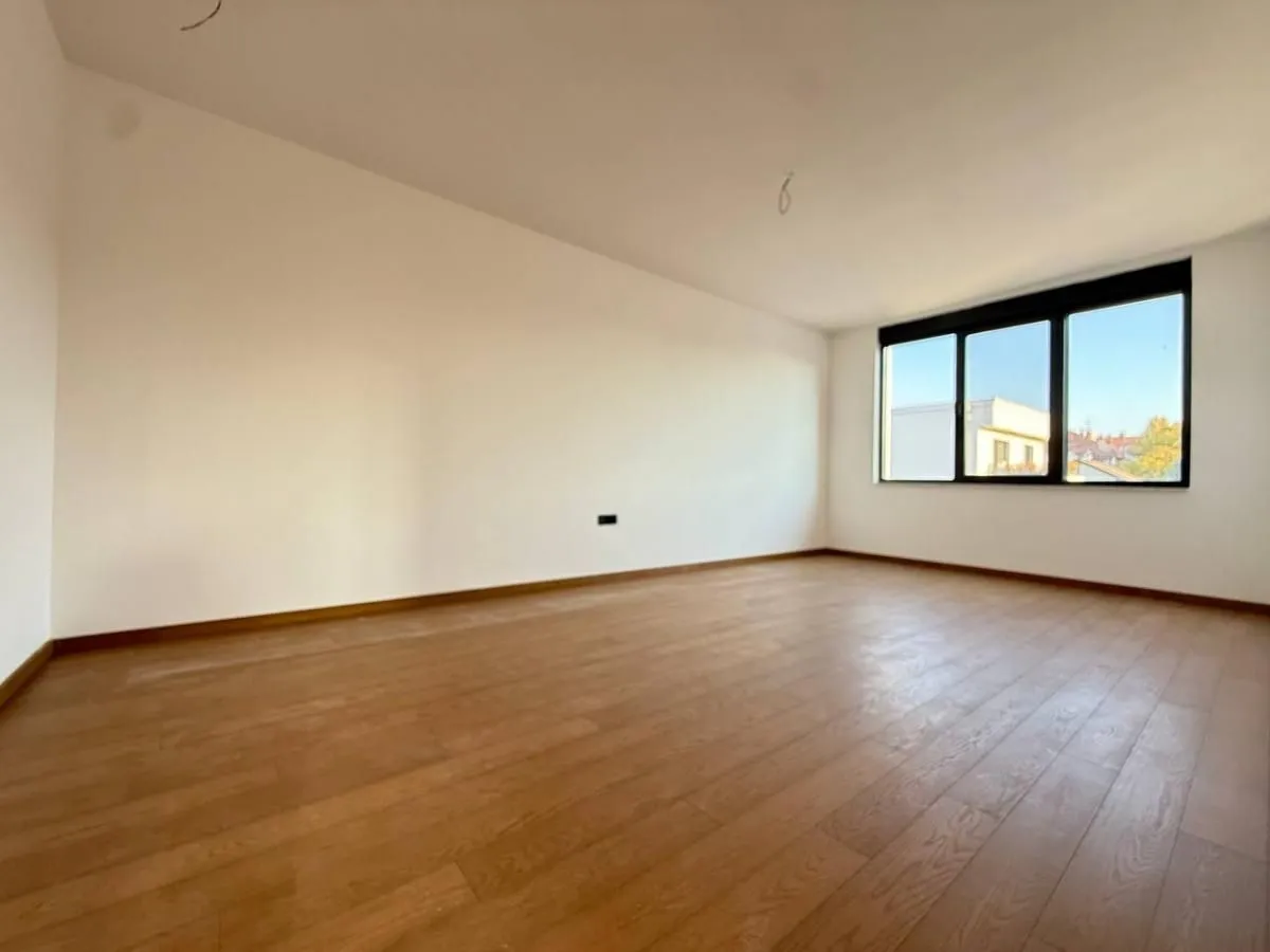 Prodaja, stan, 135m², Bulevar patrijarha Pavla, Novi Sad Sve Podlokacije