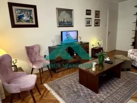 Prodaja, dvosoban stan, 62m², Slavija, Vračar Sve Podlokacije - image 2