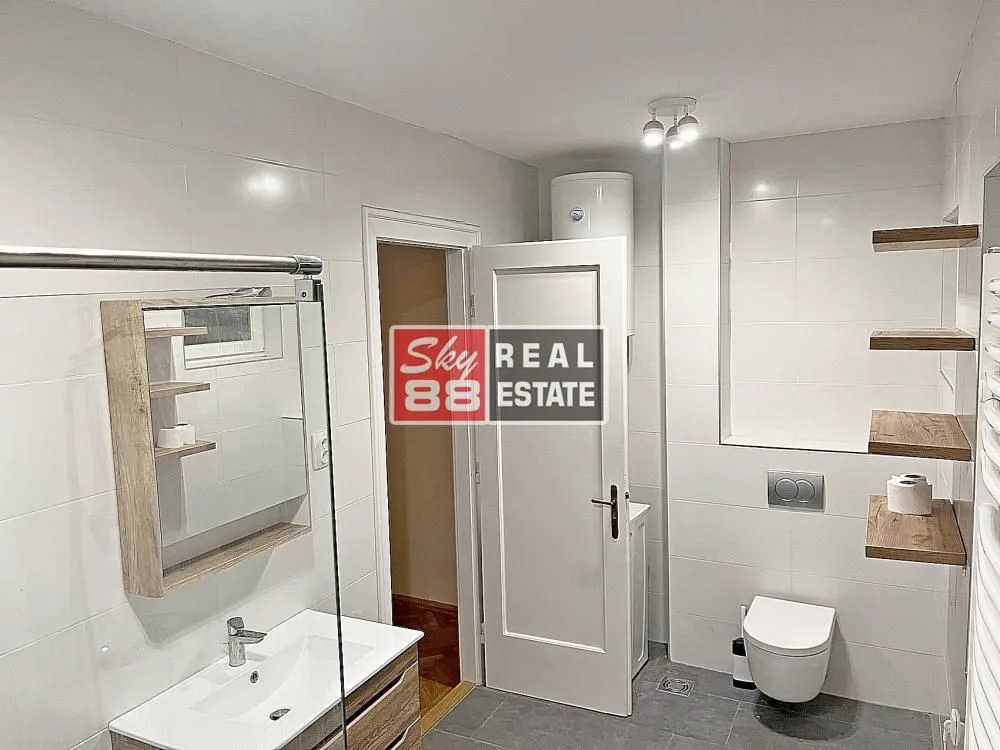 Prodaja, stan, 160m², Stari Grad, Beograd