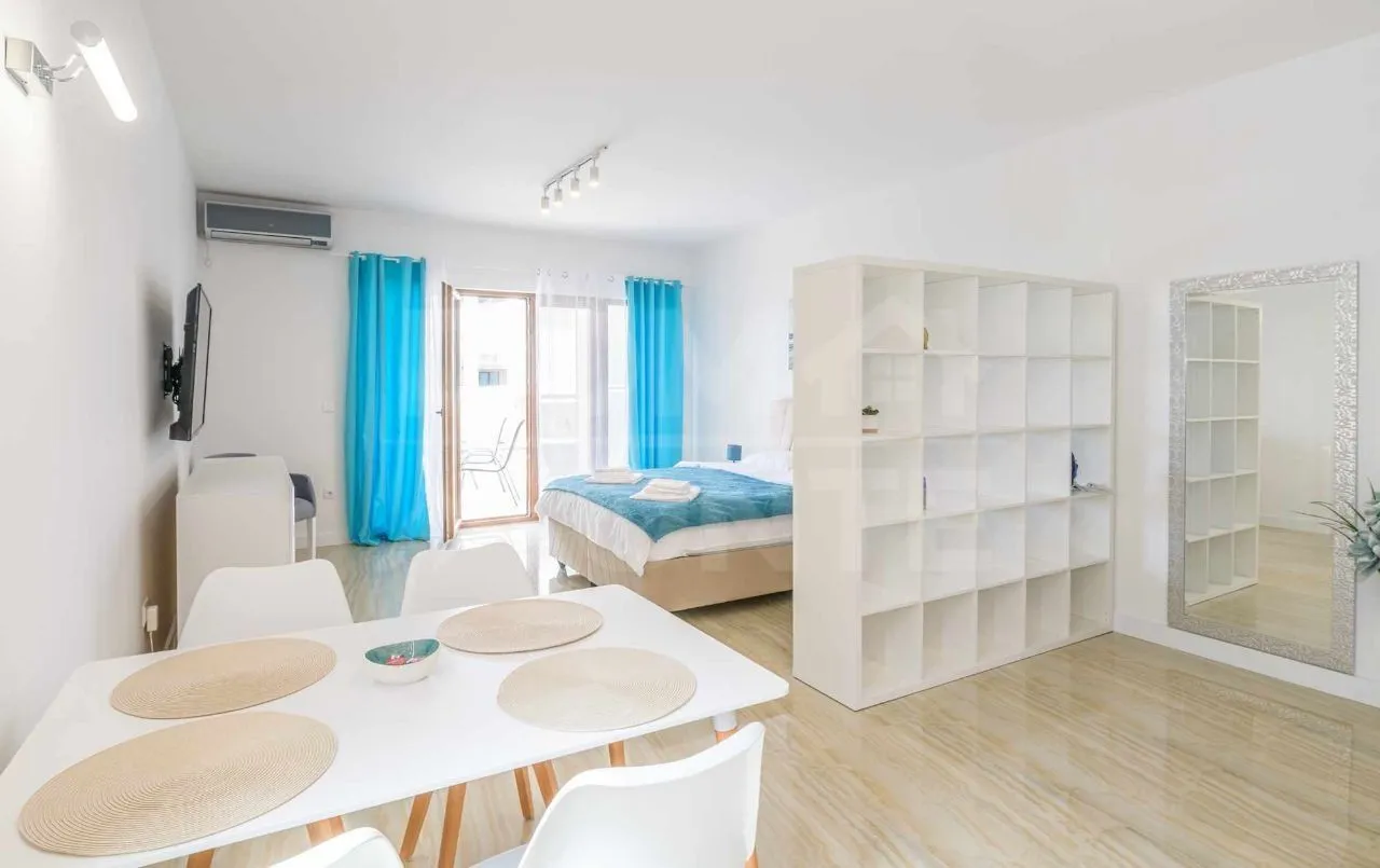 Rent, studio apartment, 52m², Tivat, Crna Gora