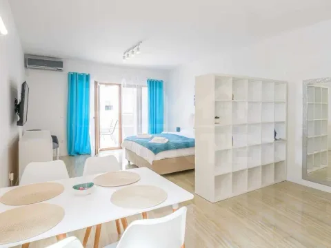 Rent, studio apartment, 52m², Tivat, Crna Gora - image 9
