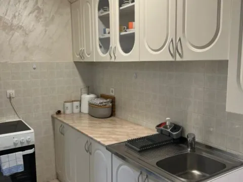 Izdavanje, dvosoban stan, 60m², Pobrežje, Podgorica - image 4