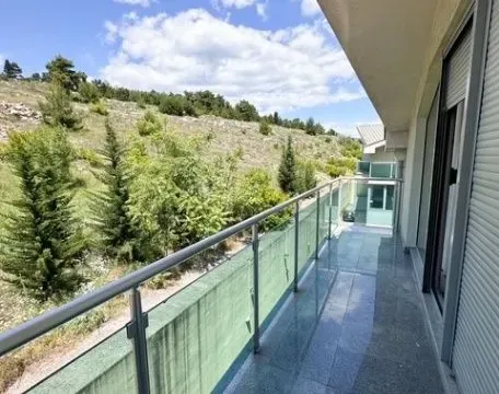 Prodaja, dvosoban stan, 90m², Gorica C, Podgorica - image 9