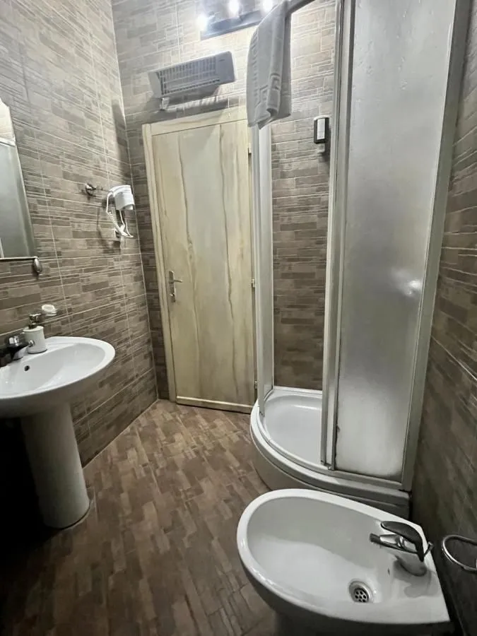Sale, house, 600m², Dobrota, Kotor