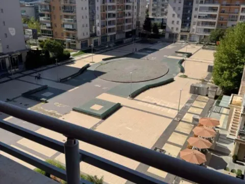 Prodaja, jednosoban stan, 51m², City Kvart, Podgorica - image 5