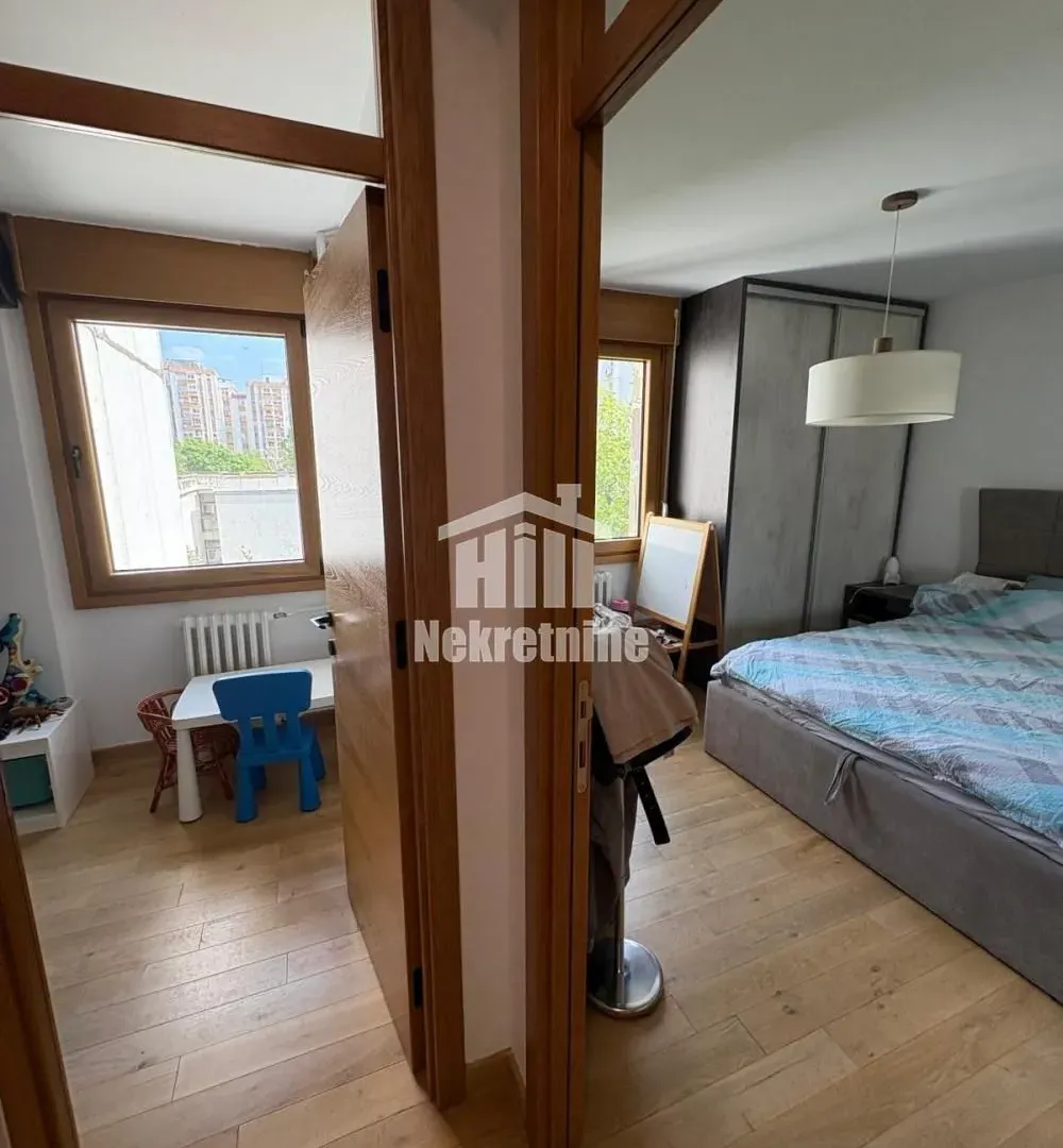 Prodaja, trosoban stan, 74m², Stari Grad, Beograd