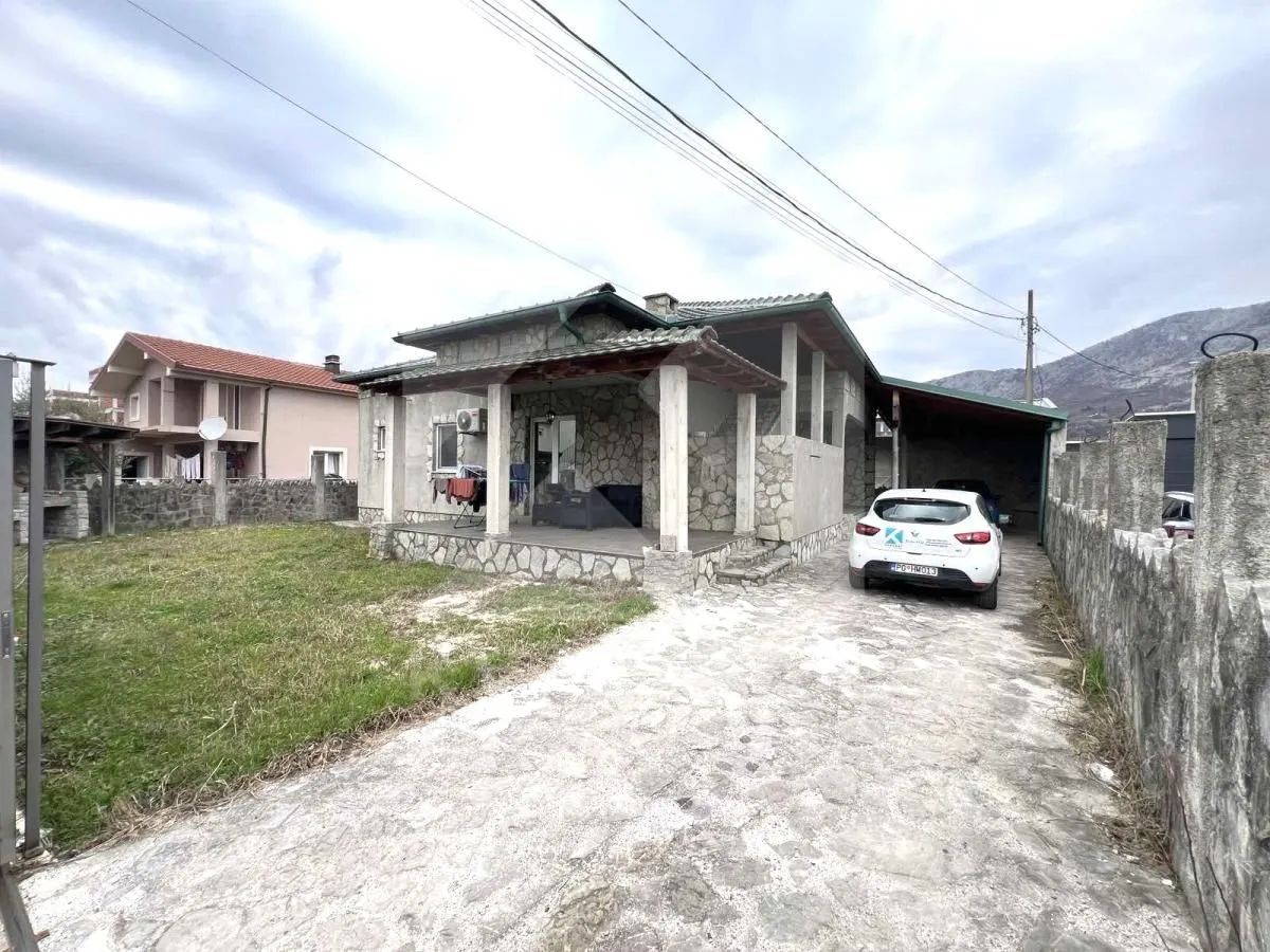 Izdavanje, kuća, 137m², Murtovina, Podgorica