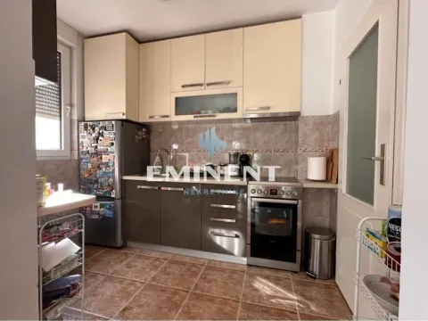 Rent, two bedroom apartment, 50m², Autokomanda, Voždovac Sve Podlokacije - image 7