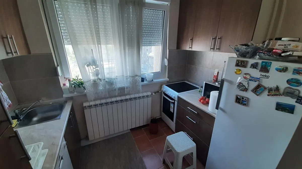 Prodaja, dvosoban stan, 50m², Bulevar Oslobodjenja, Novi Sad Sve Podlokacije