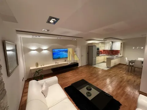 Izdavanje, kuća, 250m², Lipov gaj, Novi Sad Sve Podlokacije - image 3