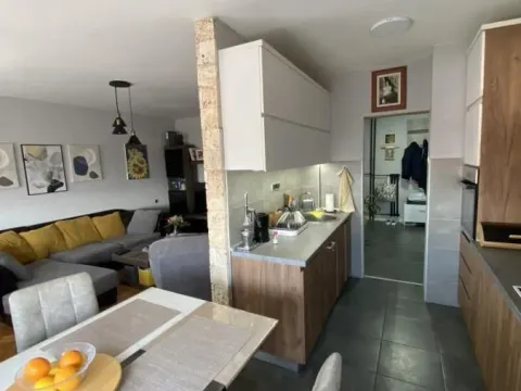 Sale, three bedroom apartment, 70m², Medijana, Niš - image 4