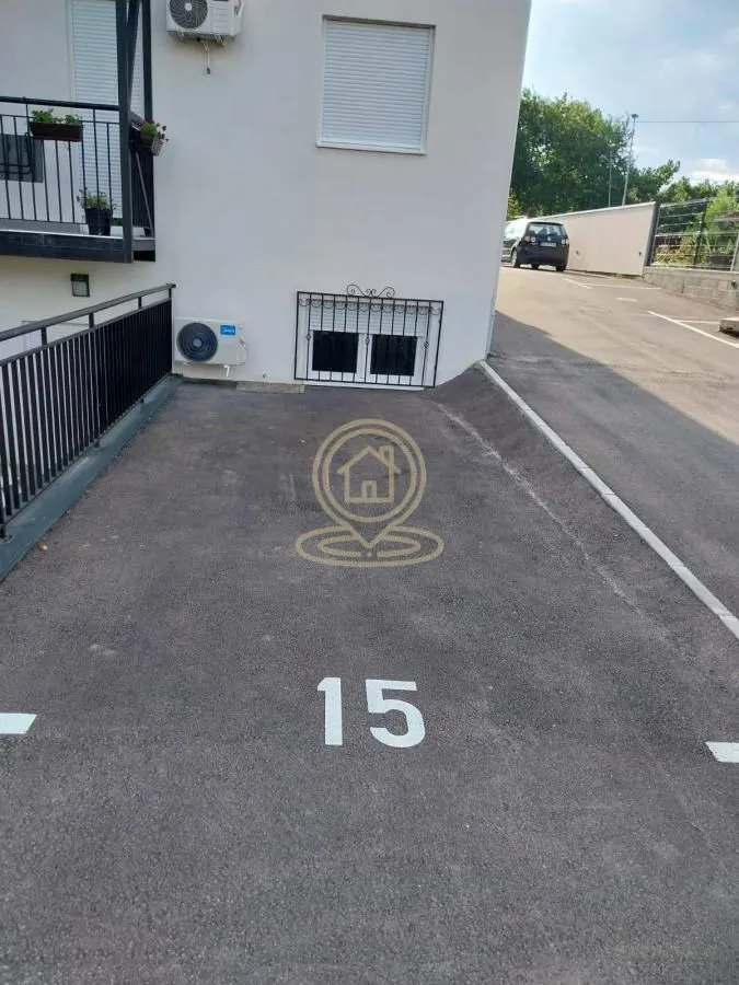 Prodaja, jednosoban stan, 45m², Mišeluk, Petrovaradin