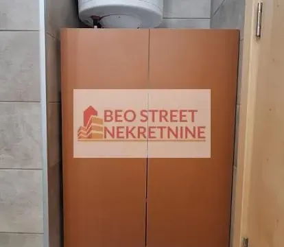 Rent, one bedroom apartment, 37m², Južni Bulevar, Vračar Sve Podlokacije - image 4