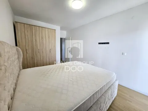 Izdavanje, trosoban stan, 109m², Zemun Sve Podlokacije, Beograd - image 6