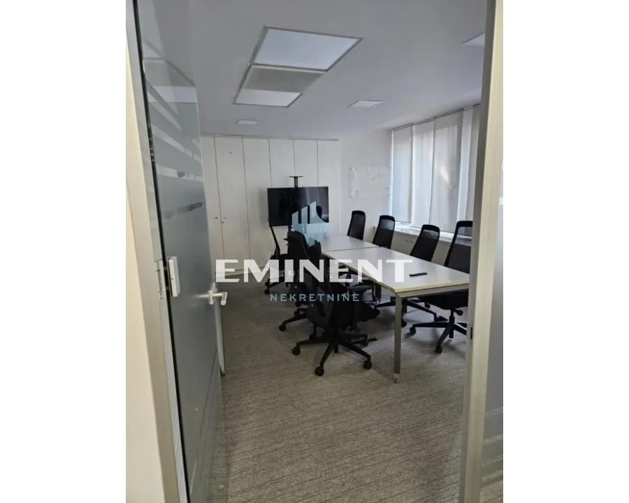 Rent, office space, 148m², Stari Grad, Beograd