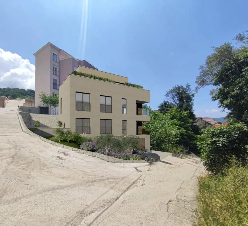 Prodaja, plac, 33800m², Tivat, Crna Gora