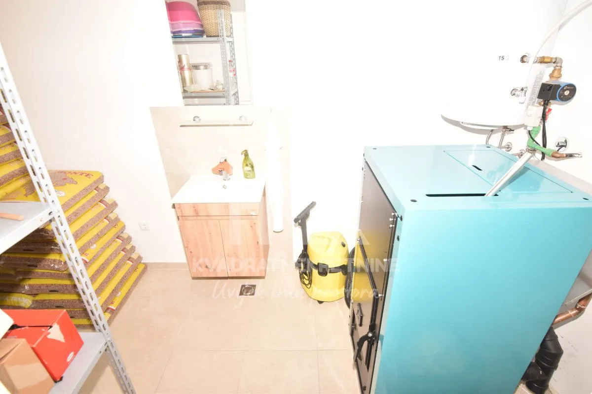 Prodaja, kuća, 170m², Gornja Gorica, Podgorica