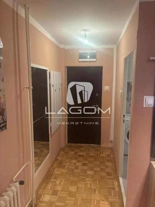 Prodaja, stan, 56m², Novi Beograd Blok 71, Novi Beograd Sve Podlokacije