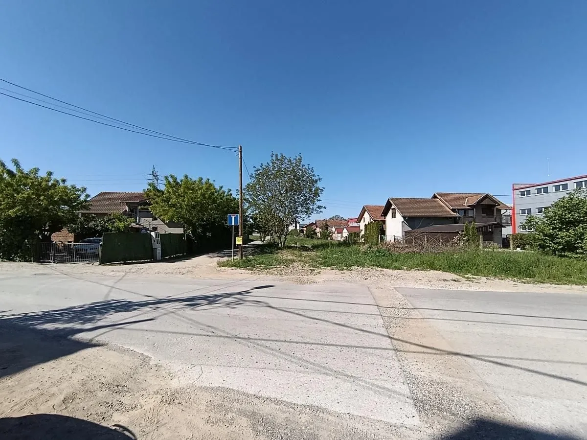 Prodaja, plac, 1900m², Adice, Novi Sad Sve Podlokacije