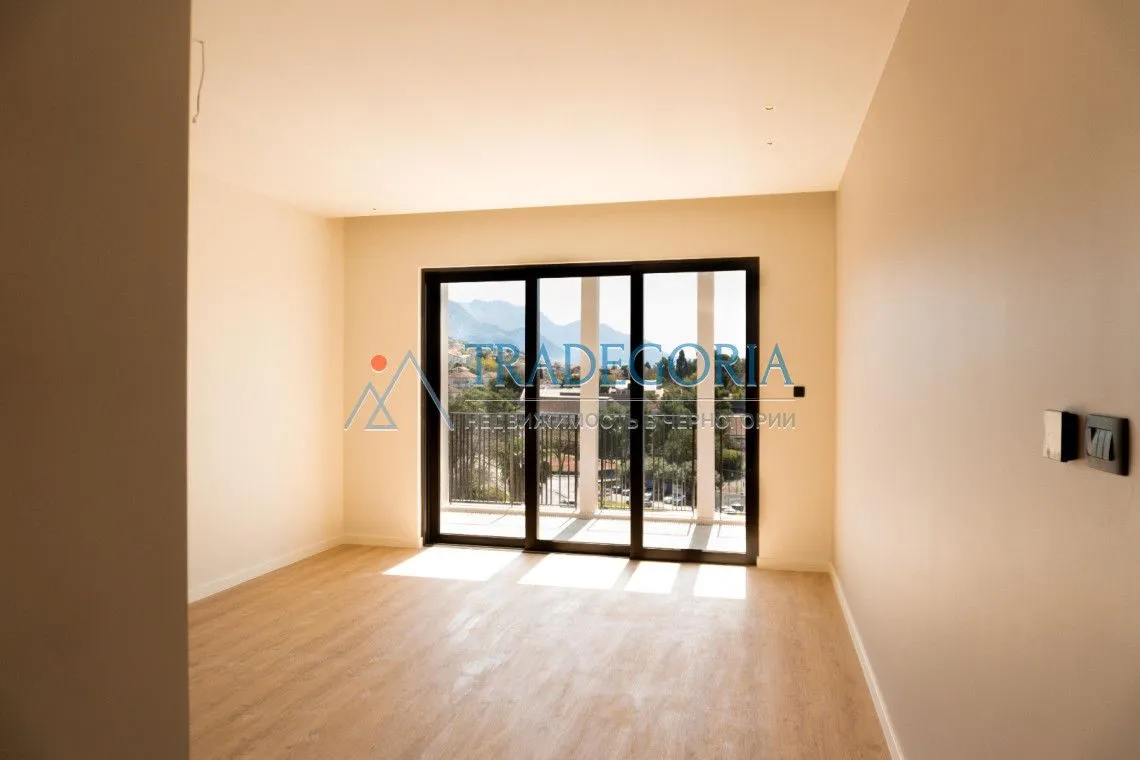 Prodaja, dvosoban stan, 89m², Tivat, Crna Gora