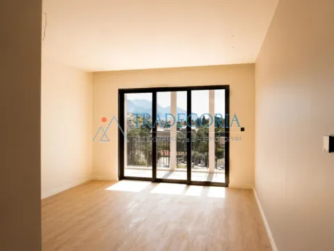 Prodaja, dvosoban stan, 89m², Tivat, Crna Gora - image 4