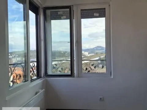 Prodaja, jednosoban stan, 40m², Centar, Zlatibor - image 11