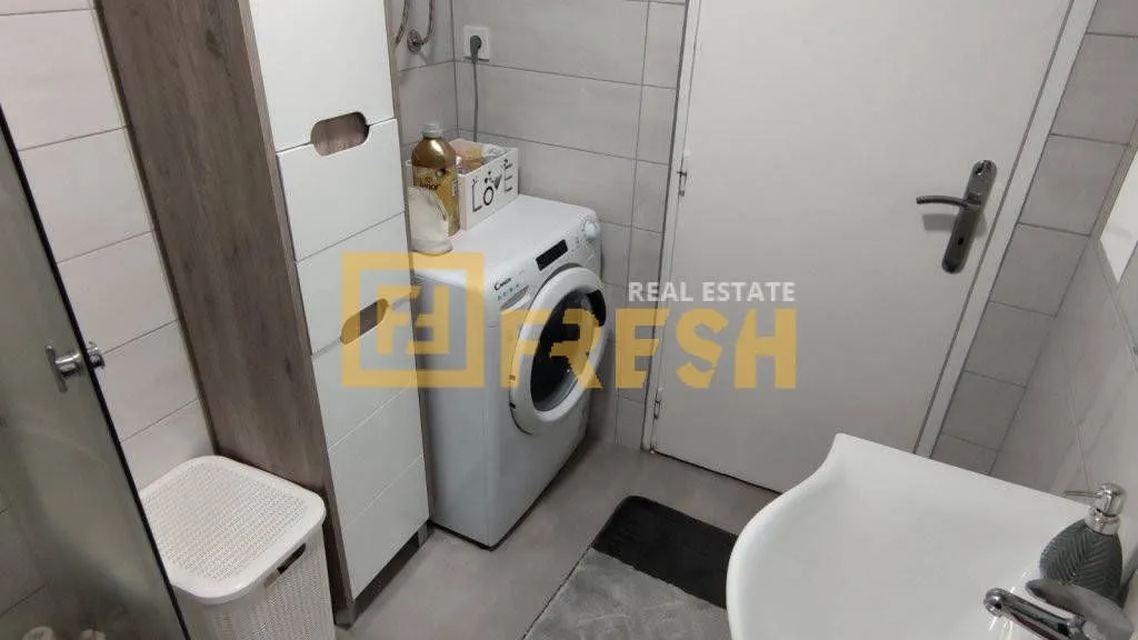 Izdavanje, dvosoban stan, 87m², Tuški Put, Podgorica