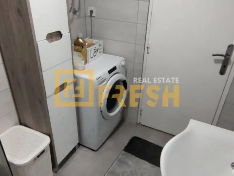 Izdavanje, dvosoban stan, 87m², Tuški Put, Podgorica - image 12